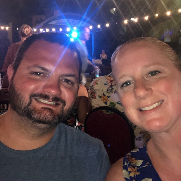 Meet your Posher, Rochelle - Picture 1 of 1